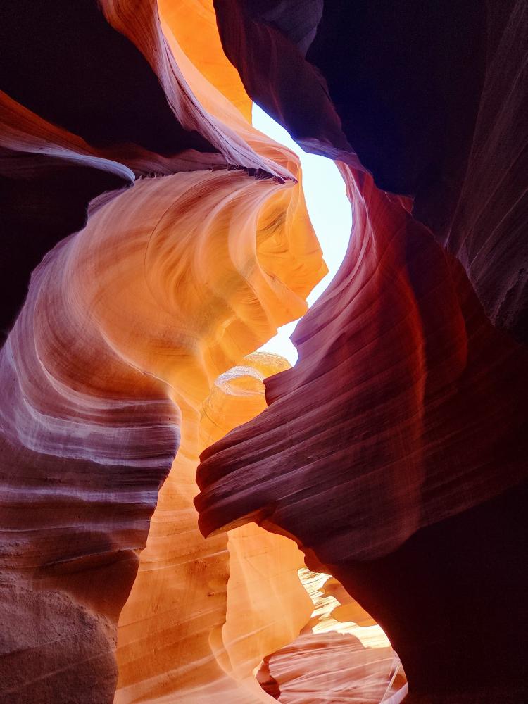 9947_ANTELOPE CANYON.JPG